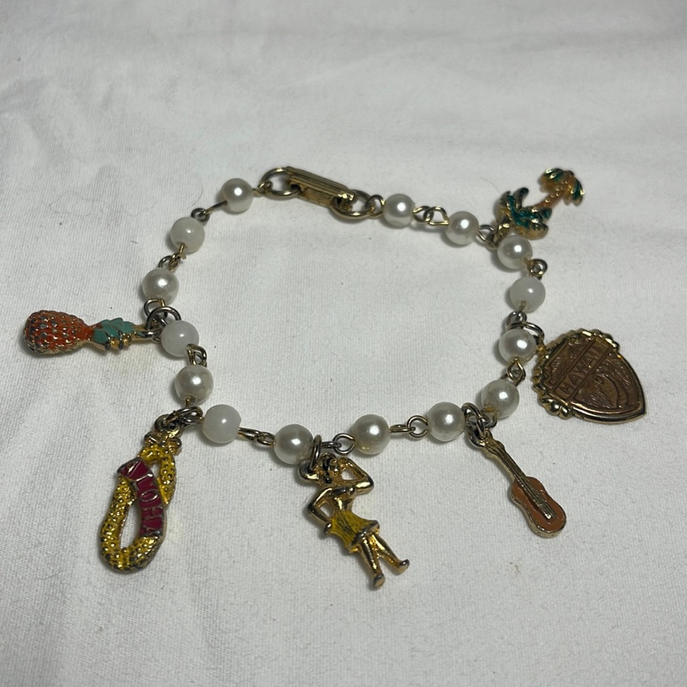 Hawaii Charm Bracelet